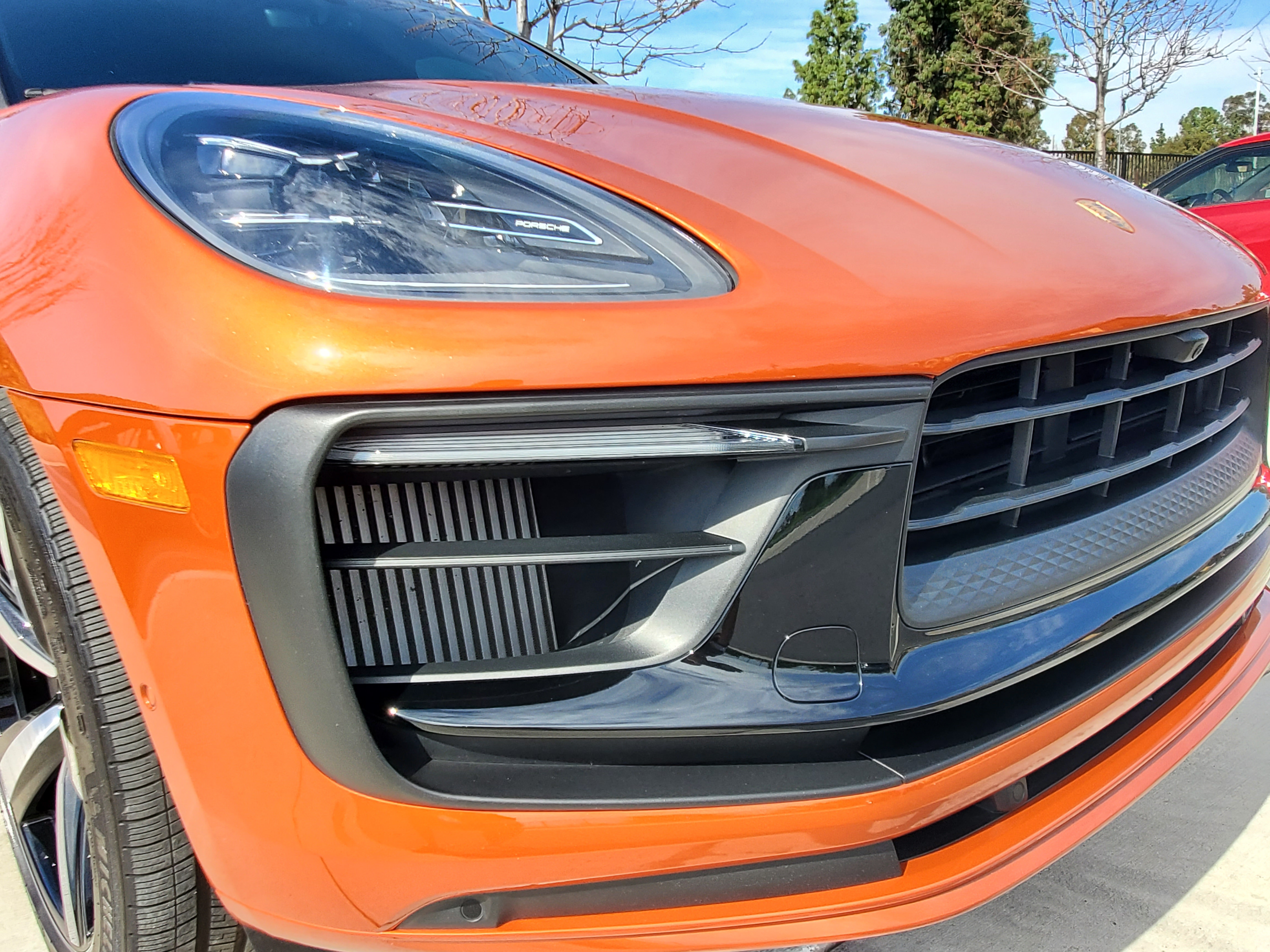 Used 2022 Porsche Macan S AWD/4WD image 12
