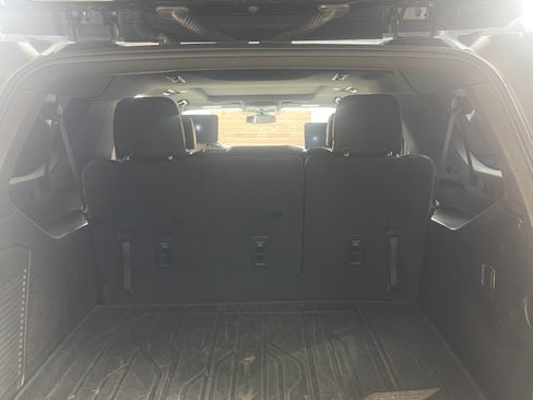 Used 2021 Chevrolet Suburban LT w/ Rear Media and Nav Package image 17