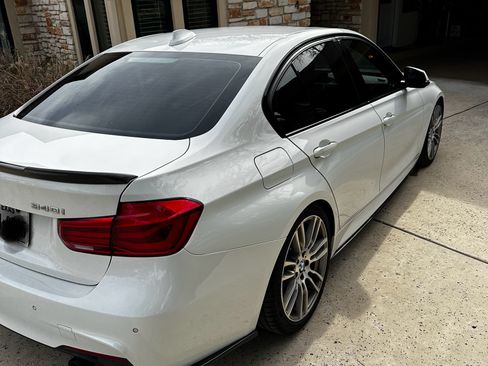 Used 2017 BMW 340i Sedan image 9