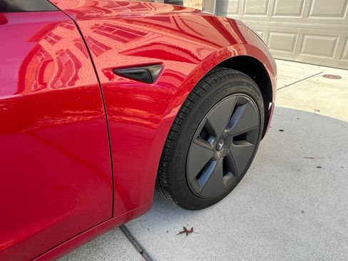 Used 2023 Tesla Model 3 Standard Range image 11