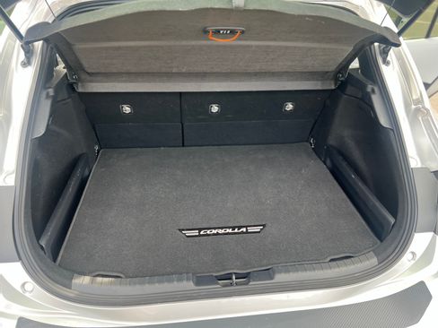 Used 2019 Toyota Corolla XSE image 8