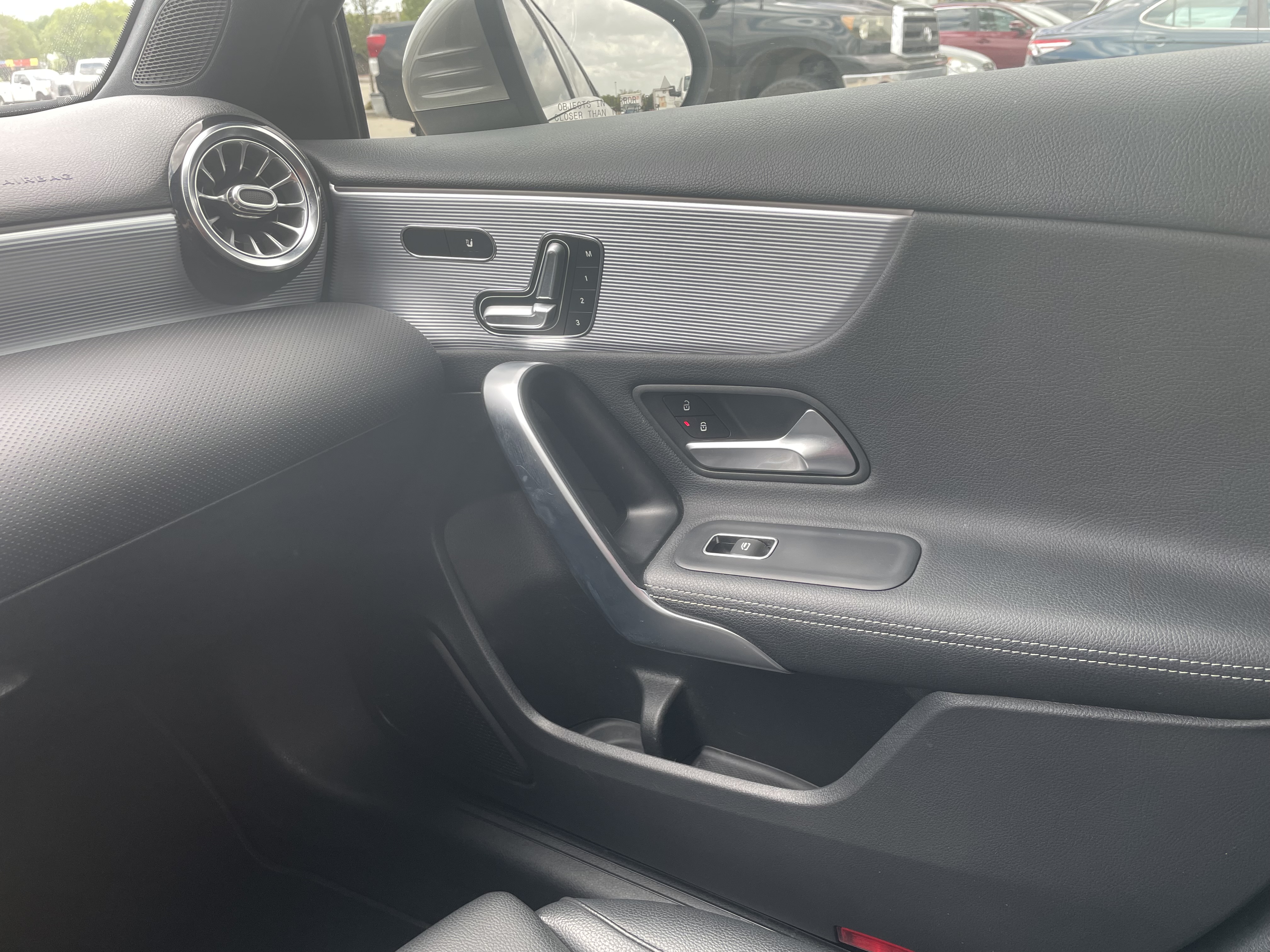 Used 2020 Mercedes-Benz A 220 image 10