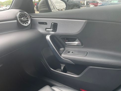 Used 2020 Mercedes-Benz A 220 image 10