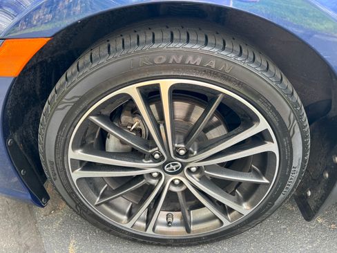 Used 2013 Scion FR-S image 16