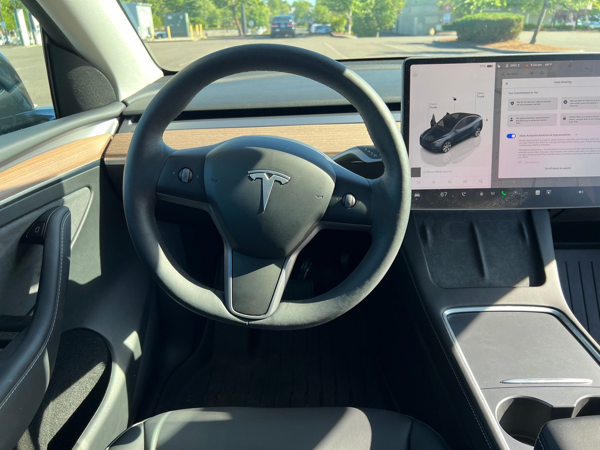 Used 2024 Tesla Model Y 2WD image 13