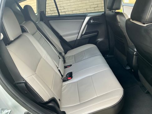 Used 2016 Toyota RAV4 XLE image 9