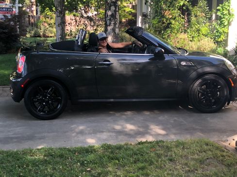 Used 2015 MINI Cooper Roadster S FWD image 6