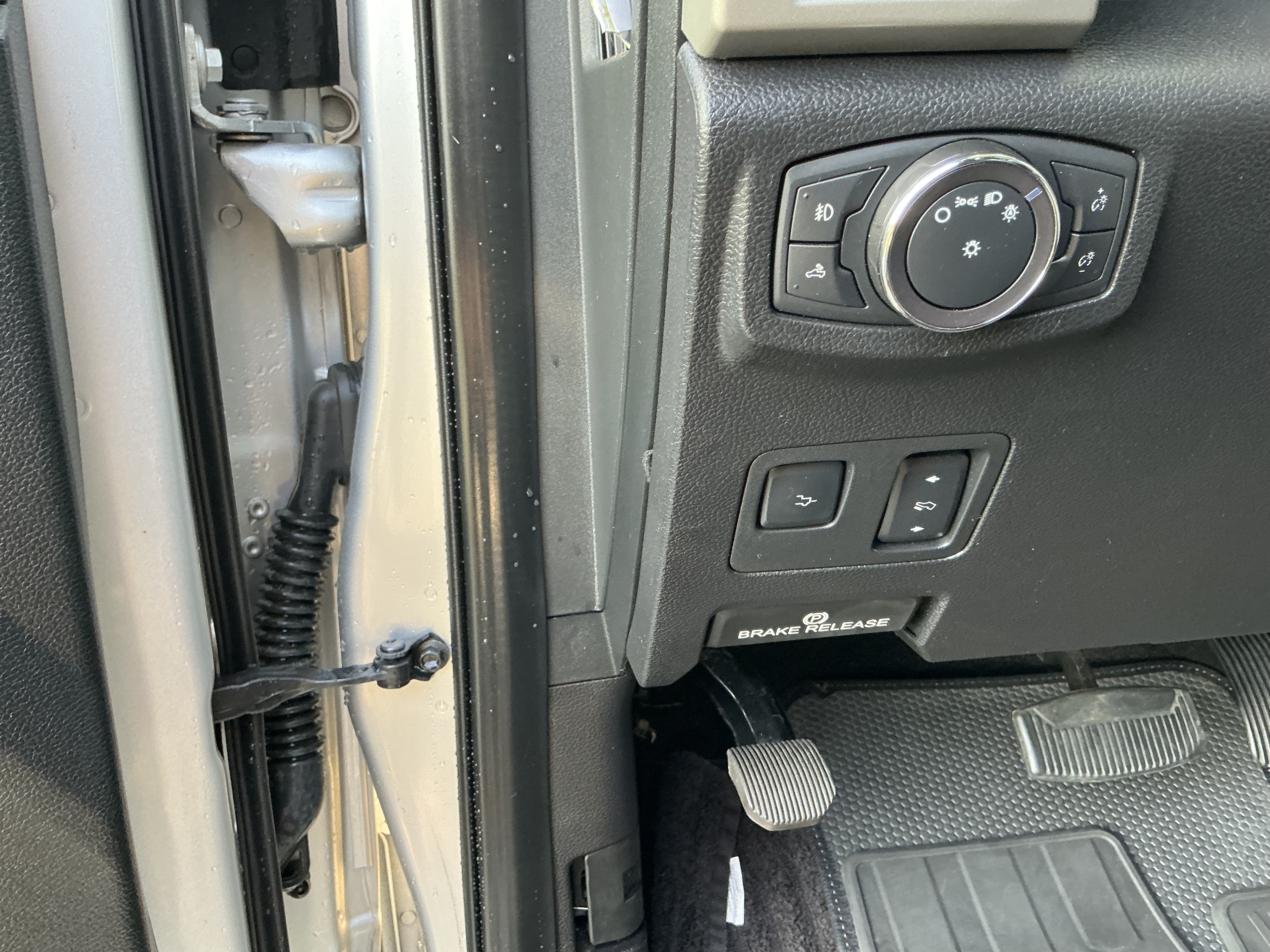 Used 2019 Ford F250 Lariat w/ Lariat Ultimate Package AWD/4WD image 13