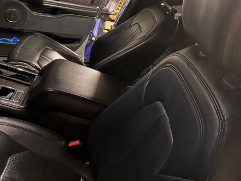 Used 2018 Ford Expedition Limited image 8