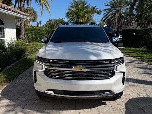 Used 2024 Chevrolet Tahoe Premier image 2