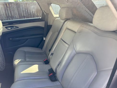 Used 2016 Cadillac SRX Luxury FWD image 8