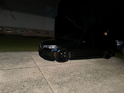 Used 2019 BMW 740i xDrive image 22