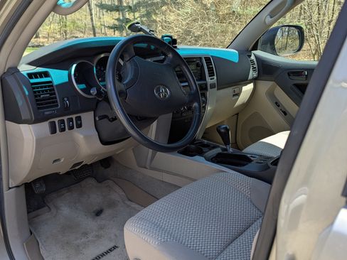 Used 2008 Toyota 4Runner Sport image 5