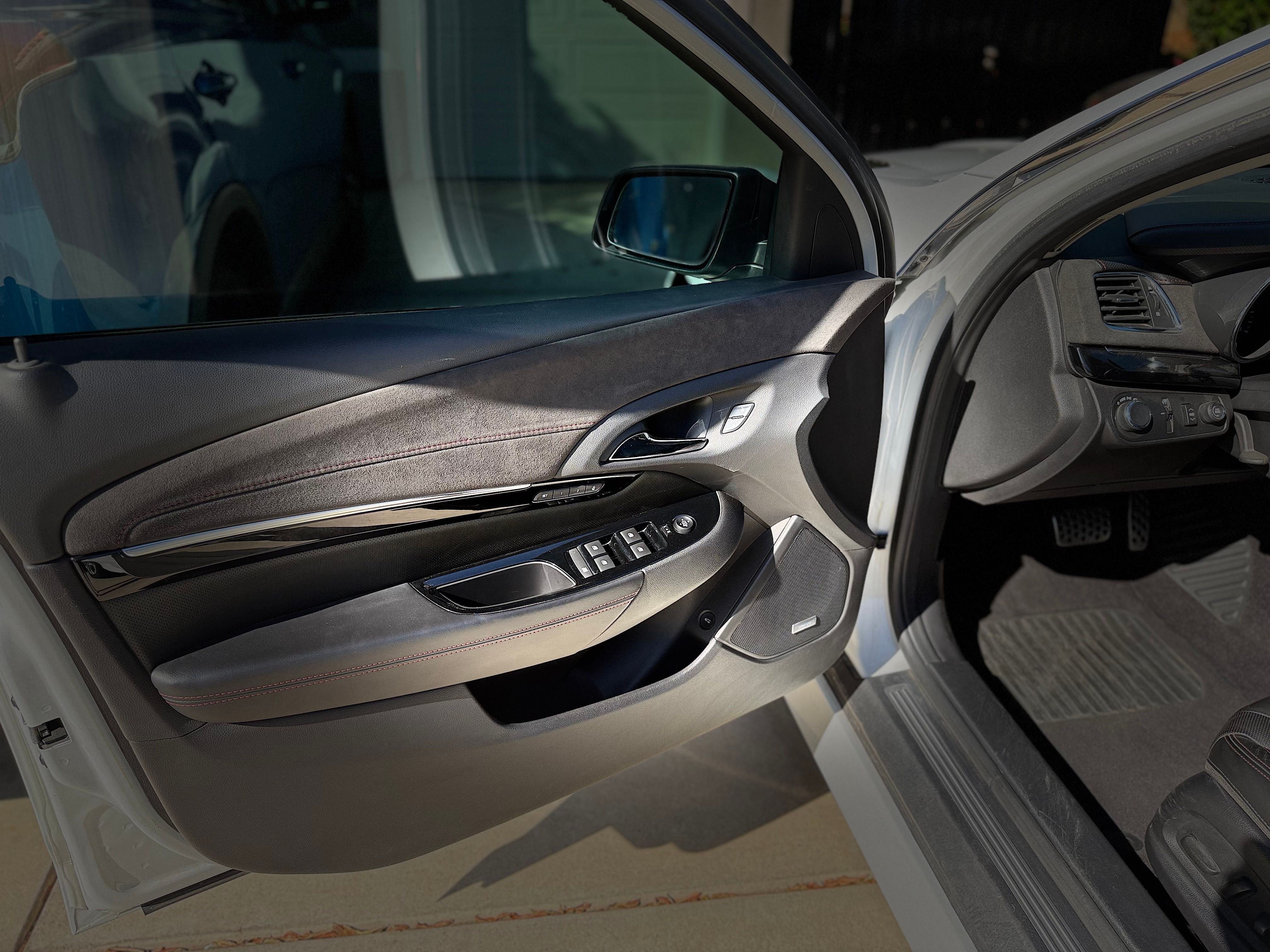 Used 2017 Chevrolet SS RWD image 10
