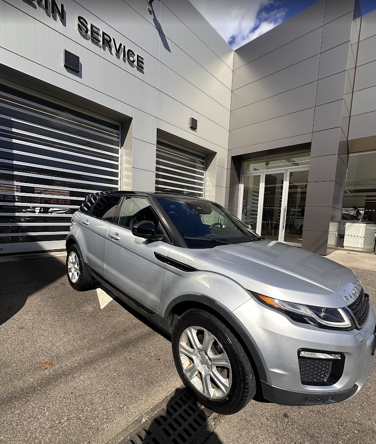 Used 2018 Land Rover Range Rover Evoque AWD/4WD image 1