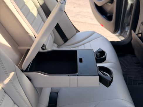 Used 2015 Mercedes-Benz C 400 4MATIC image 21