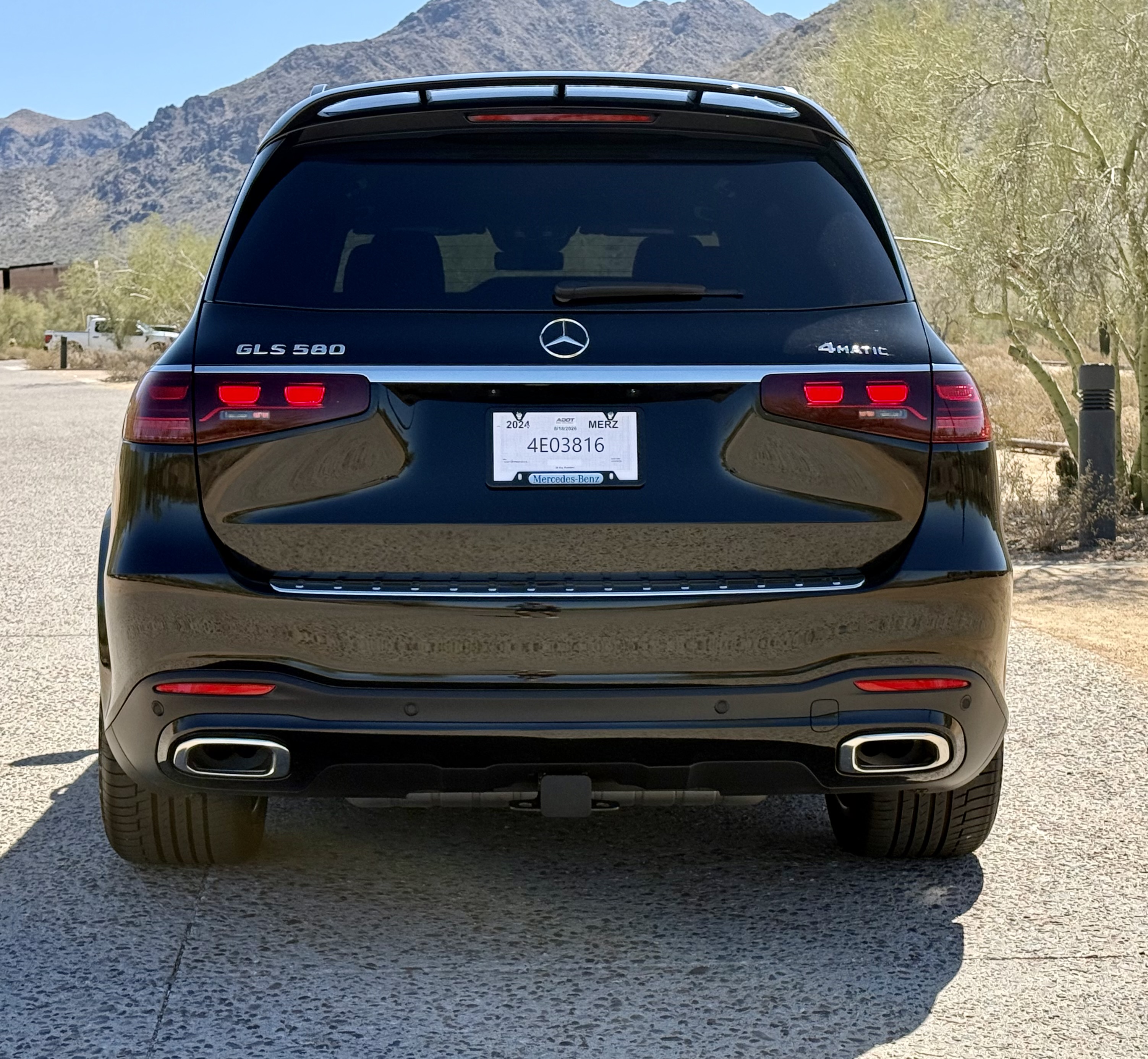 Used 2024 Mercedes-Benz GLS 580 4MATIC image 22