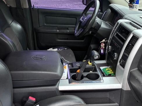 Used 2010 Dodge Ram 1500 Truck Sport AWD/4WD image 19