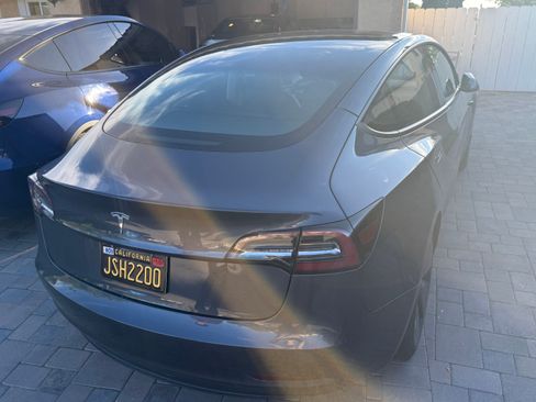 Used 2023 Tesla Model 3 Standard Range image 5