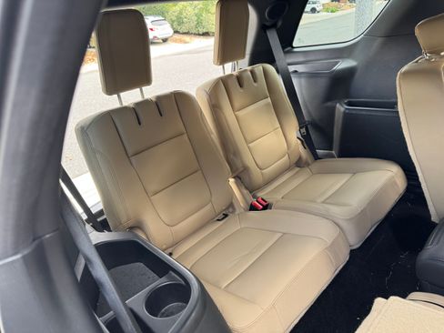 Used 2017 Ford Explorer Limited w/ Equipment Group 301A image 10