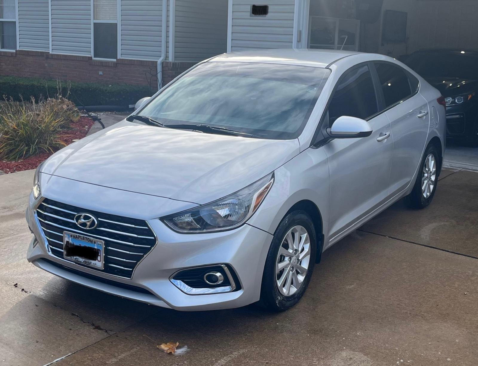 Used 2022 Hyundai Accent FWD image 5