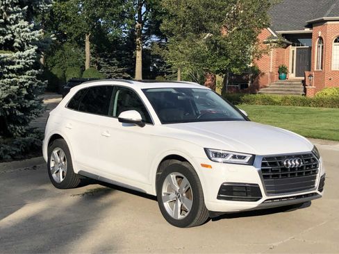 Used 2018 Audi Q5 2.0T Premium Plus image 2