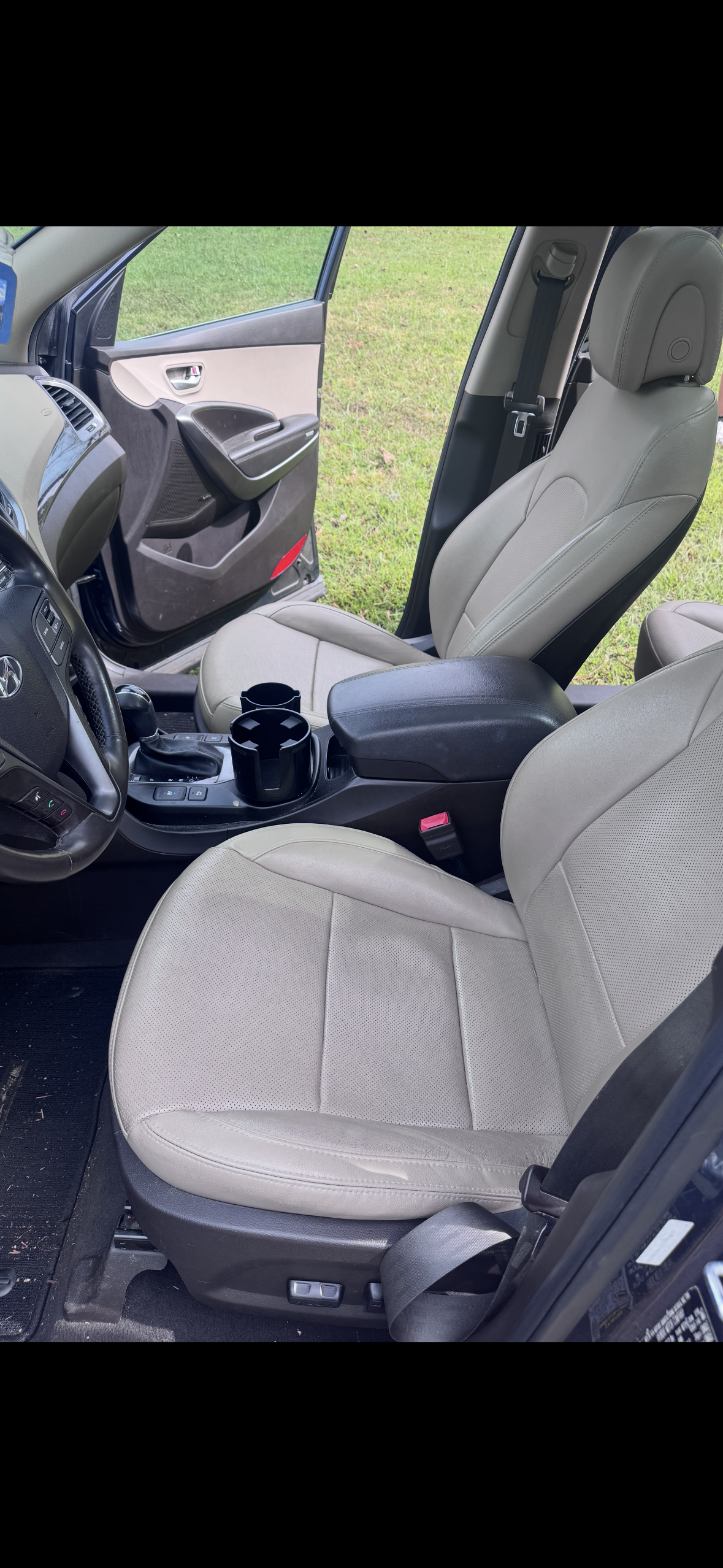 Used 2017 Hyundai Santa Fe Sport w/ 2.4L Tech Package 04 FWD image 4