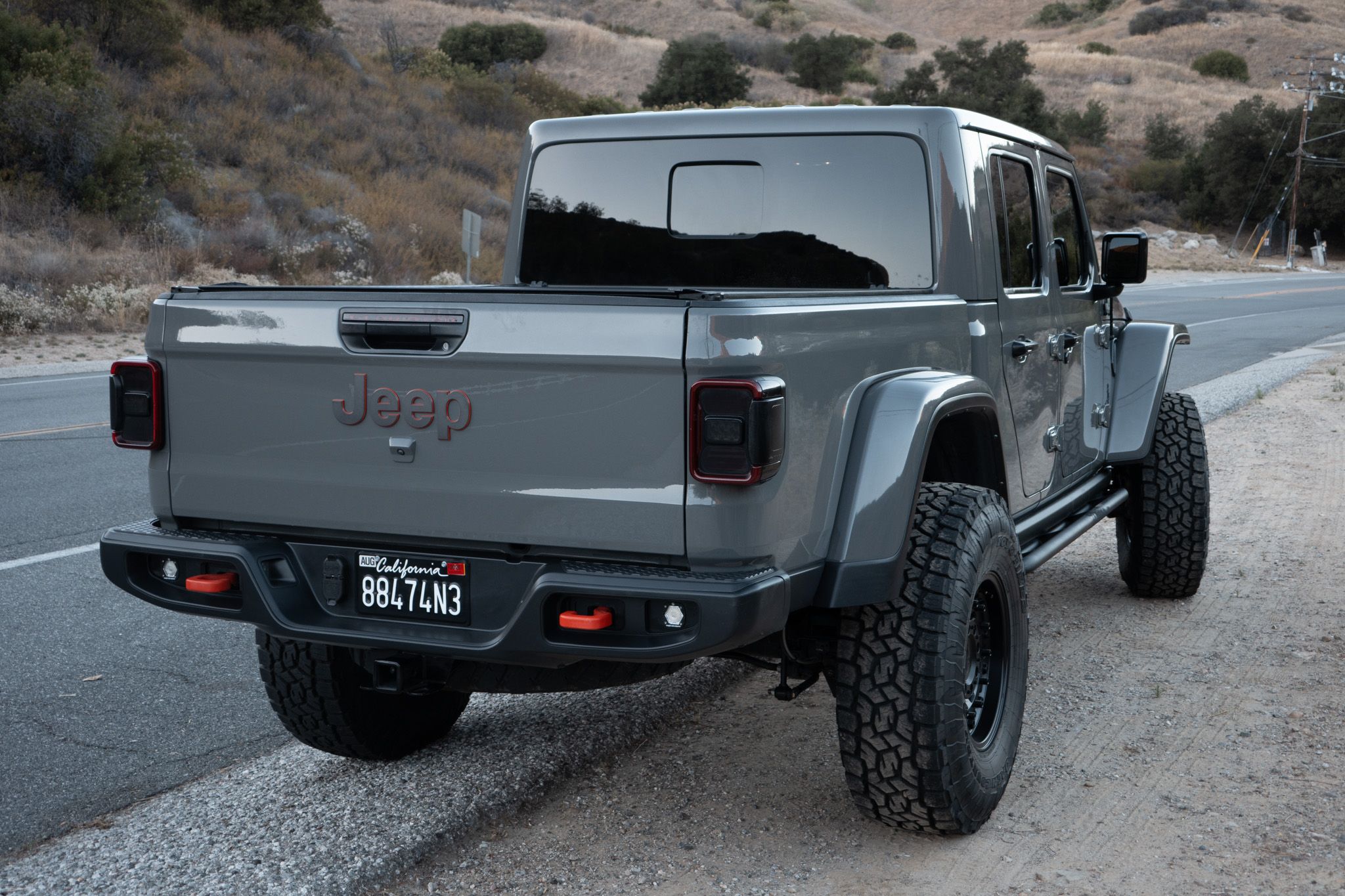 Used 2022 Jeep Gladiator Mojave w/ LED Lighting Group AWD/4WD image 13