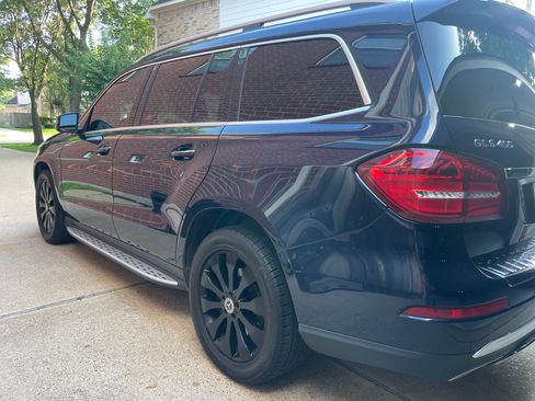 Used 2019 Mercedes-Benz GLS 450 4MATIC image 2