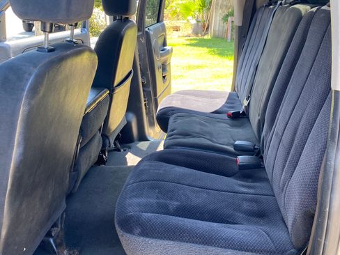 Used 2004 Dodge Ram 2500 Truck SLT w/ Trailer Tow Group image 5