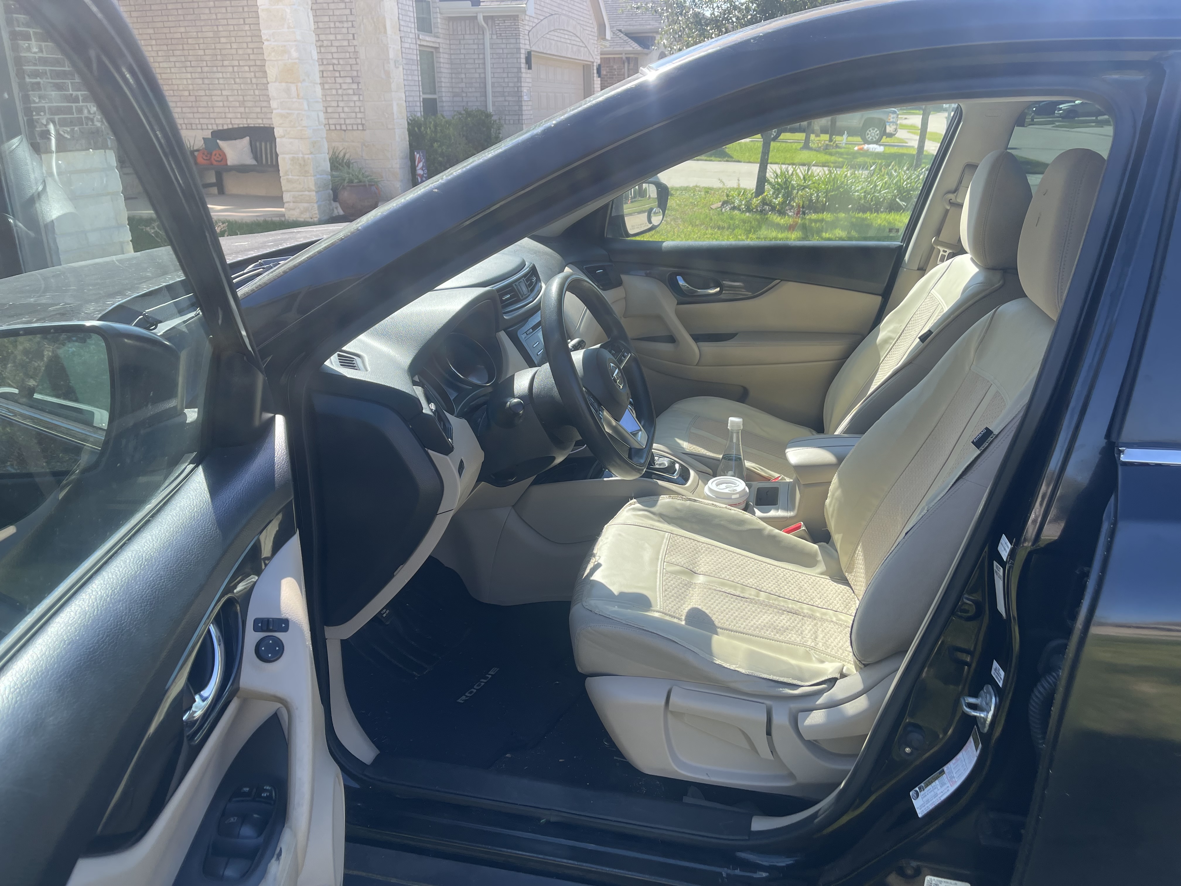 Used 2017 Nissan Rogue S FWD image 6