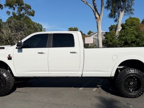 Used 2019 RAM 2500 Laramie image 31
