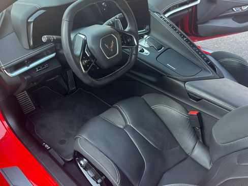 Used 2021 Chevrolet Corvette Stingray Preferred Cpe w/ Z51 Performance Package image 15