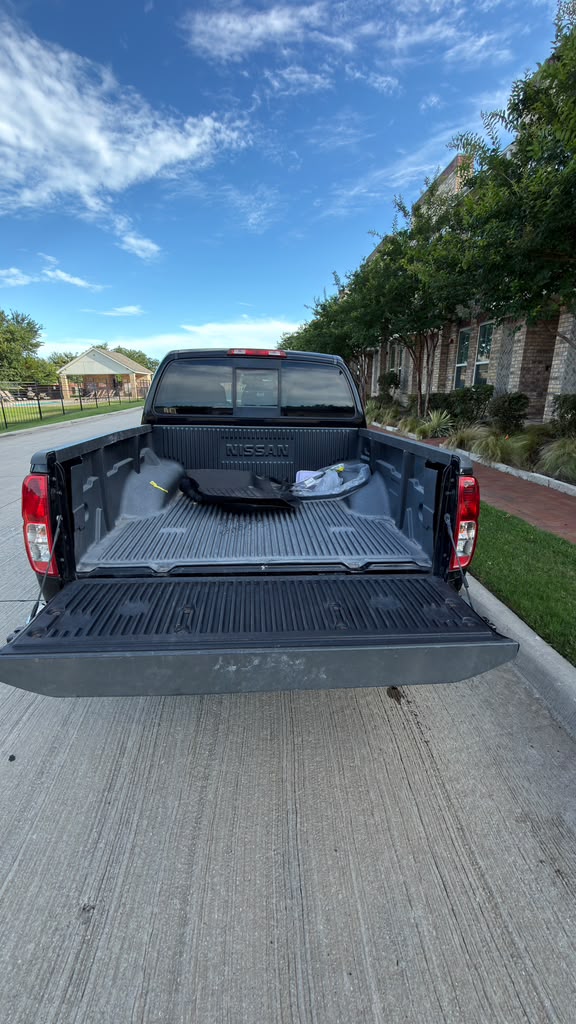 Used 2019 Nissan Frontier SV RWD image 12