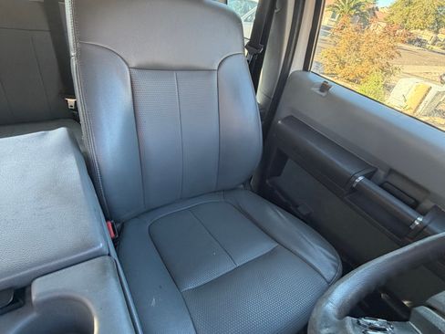 Used 2015 Ford F250 XL w/ XL Appearance Package image 6