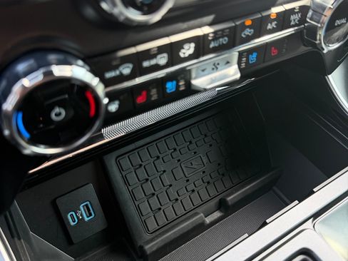 Used 2024 Ford F150 Raptor image 25