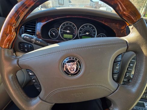 Used 2007 Jaguar S-TYPE 3.0 image 14