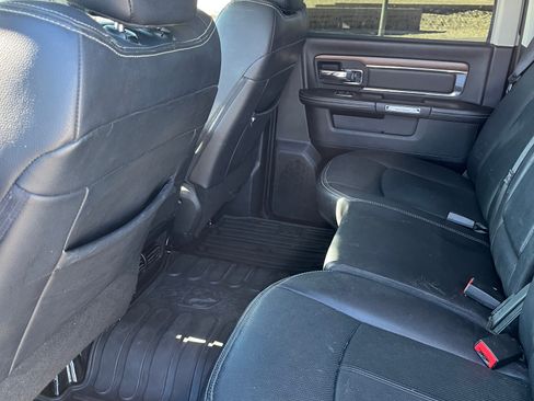 Used 2018 RAM 1500 Laramie w/ Convenience Group image 10