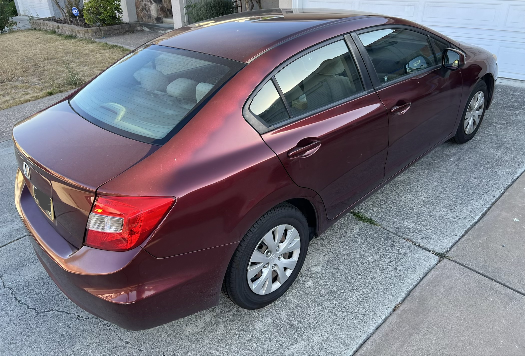 Used 2012 Honda Civic LX image 2