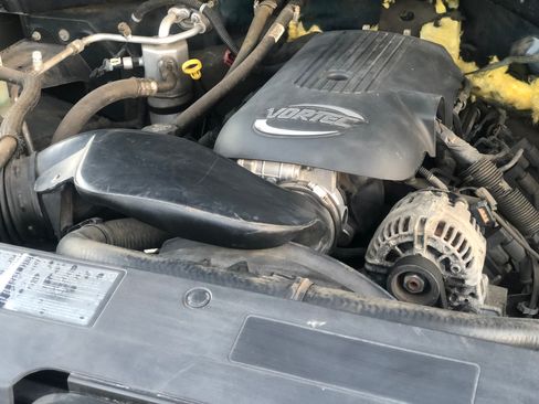 Used 2006 Chevrolet Silverado 3500 LT image 13