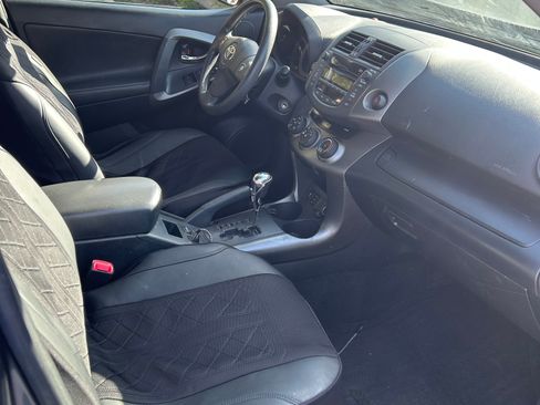 Used 2009 Toyota RAV4 Sport AWD/4WD image 2