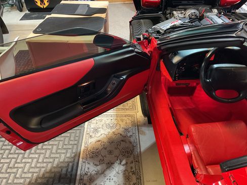 Used 1995 Chevrolet Corvette Coupe image 23