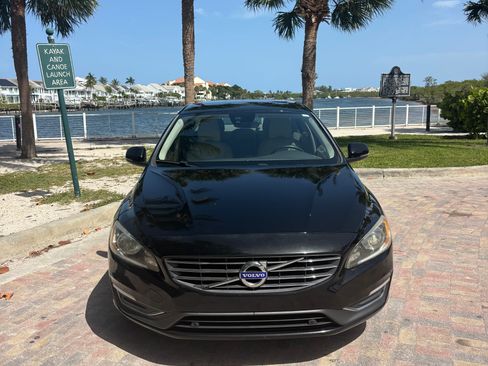 Used 2015 Volvo S60 T5 Premier FWD image 4