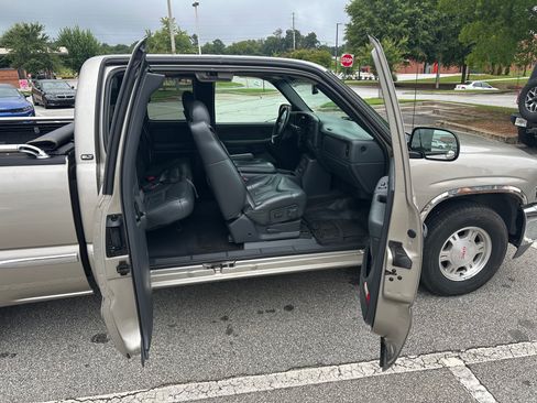 Used 2002 GMC Sierra 1500 2WD Extended Cab w/ SLT Marketing Option Pkg image 15