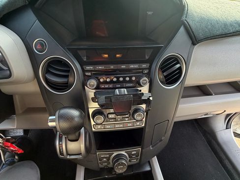 Used 2012 Honda Pilot Touring image 13