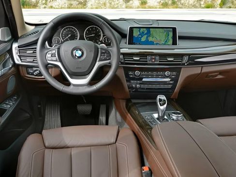 Used 2017 BMW X5 xDrive35i image 12