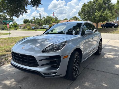 Used 2017 Porsche Macan Turbo AWD/4WD image 1