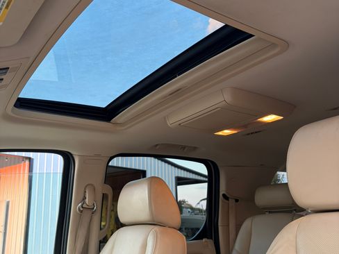 Used 2008 Cadillac Escalade ESV AWD image 9