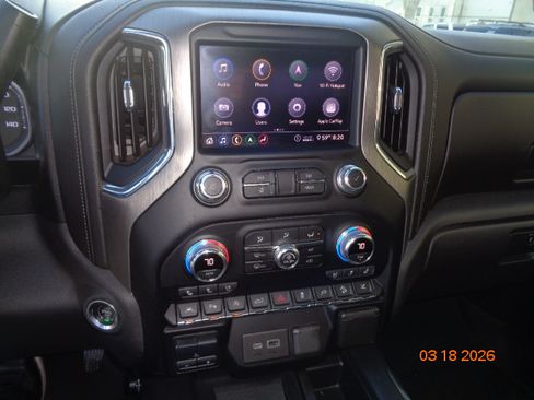Used 2020 GMC Sierra 1500 Denali w/ Denali Ultimate Package image 10