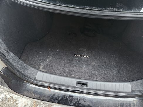 Used 2017 Nissan Sentra SR image 10